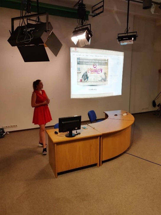 A-seminar-for-IT-field-Researcher-image-1